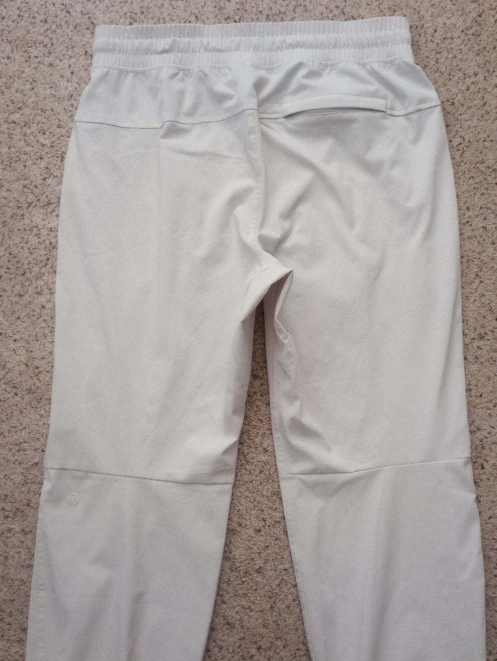 Lululemon Cream White Joggers Size Medium Activewear Running Gym Workout